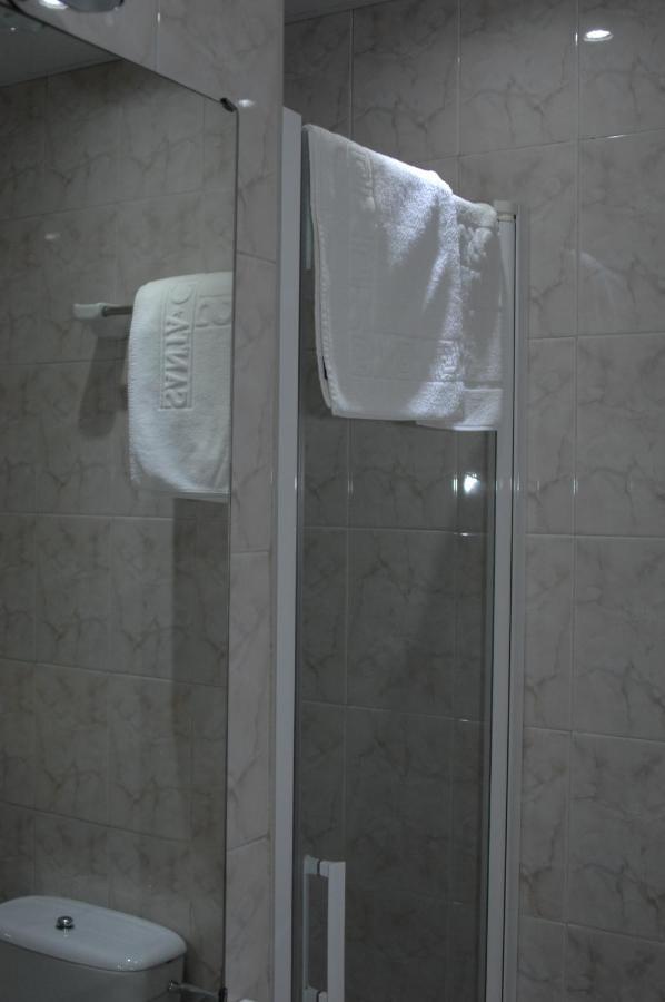 Santacruz Hotel โอเบียโด ห้อง รูปภาพ